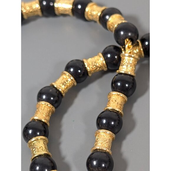 Vintage LCI Liz Claiborne Black BEad Textured Gold Tone Necklace 30" - Picture 7 of 8